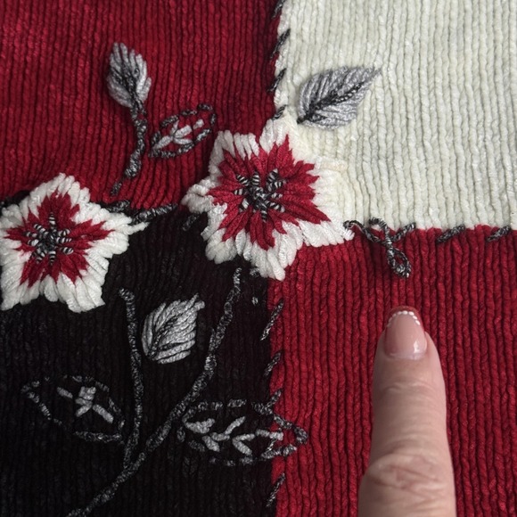Alfred Dunner Sweater Womens 2X Black Patchwork Floral Embroidered Beaded Lined - Picture 4 of 8